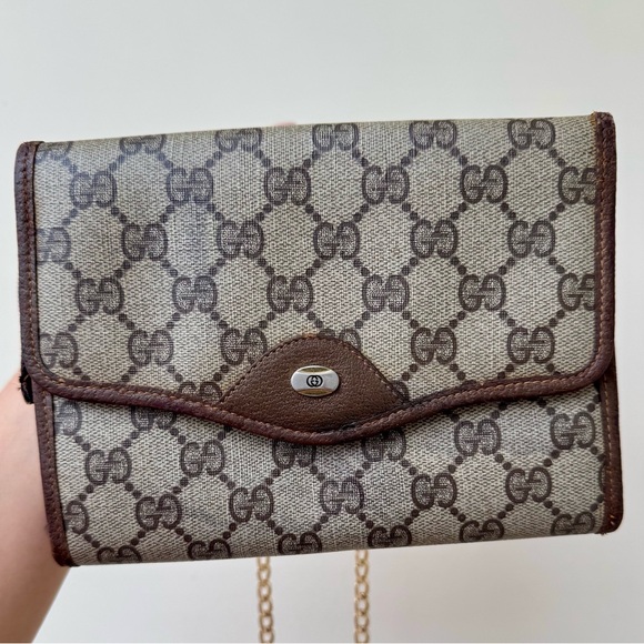 GUCCI GG CANVAS BELTBAG CROSSBODY WITH GOLD CHAIN - Picture 2 of 9